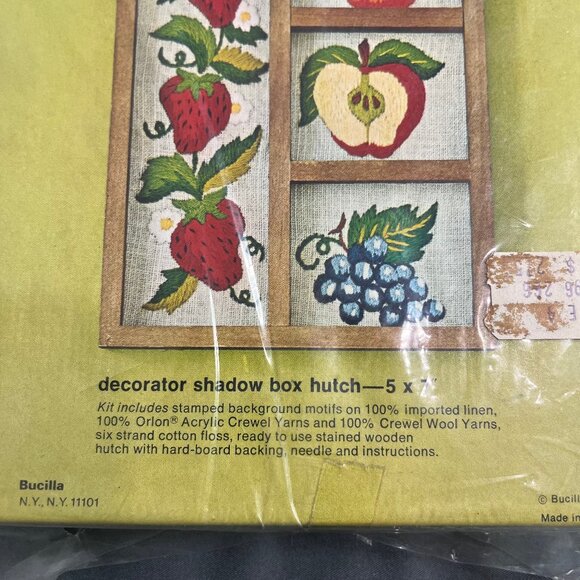 Bucilla Needlecraft Decorator Shadow Box Hutch Fresh Fruit Complete Embroidered - Picture 2 of 6